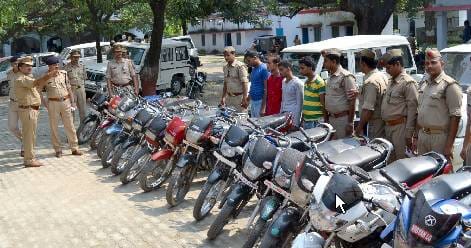 अंतरराज्यीय वाहन चोर गैंग का खुलासा, तीन गिरफ्तार
