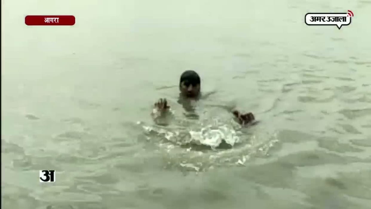 घाघरा में नाव पलटी चार किसान लापता