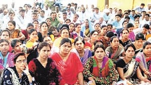 Education mitra accuses government of debating