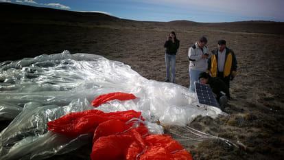 balloon can give facility of internet in interior area
