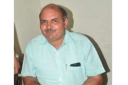 fake CBI officer arrested in hazratganj in Lucknow.