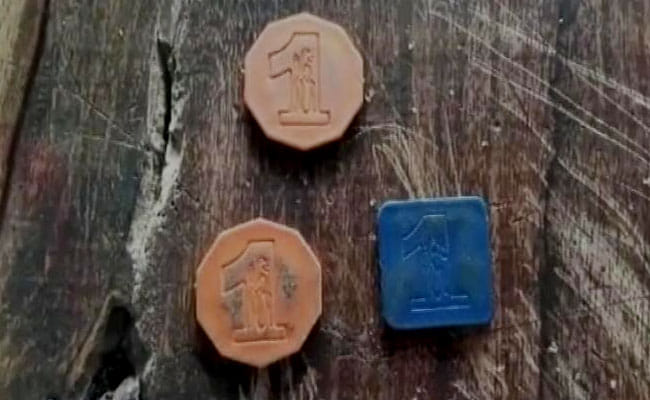 Plastic currency found in dera sacha sauda headquater