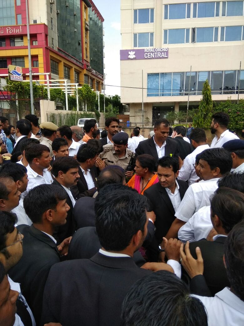 Counsel on the road protesting the strike, demanded action by jam