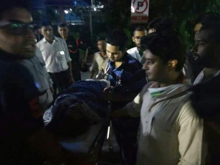 jyotiraditya scindia helped a woman in shatabdi express