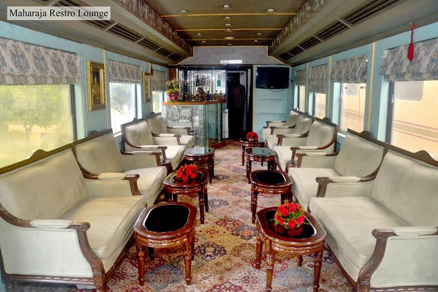 This special train of the world made this royal train and also beautiful