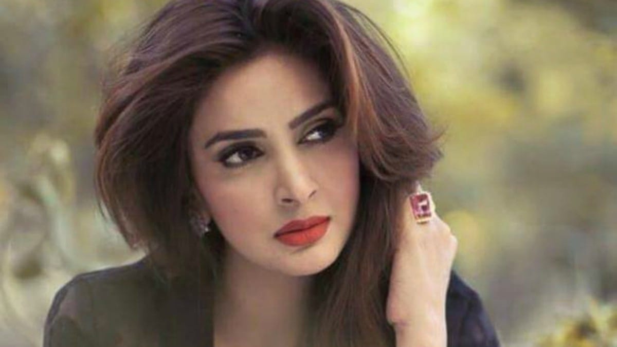  Pakistani film Stars nor and saba qamar as tax evaders