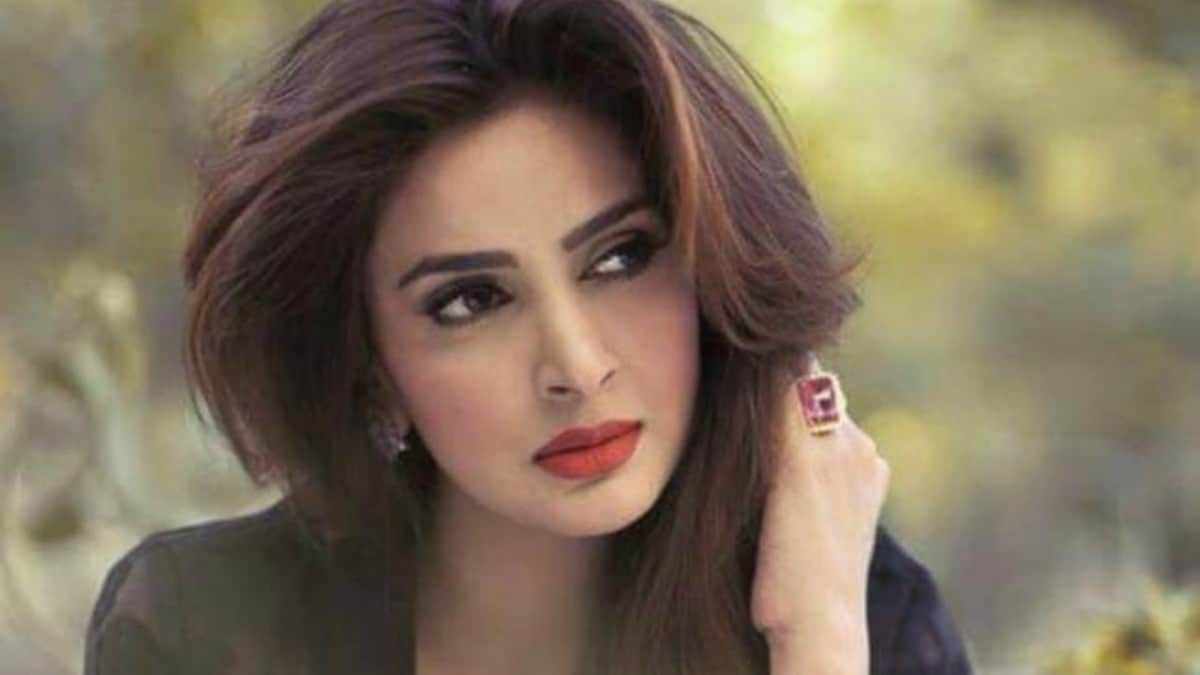 'Hindi Medium' Fame Actress Saba Qamar Broke up with Fiance Azeem Khan