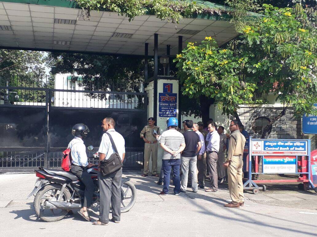 Salary discrepancy dispute ends in dehradun secretariat