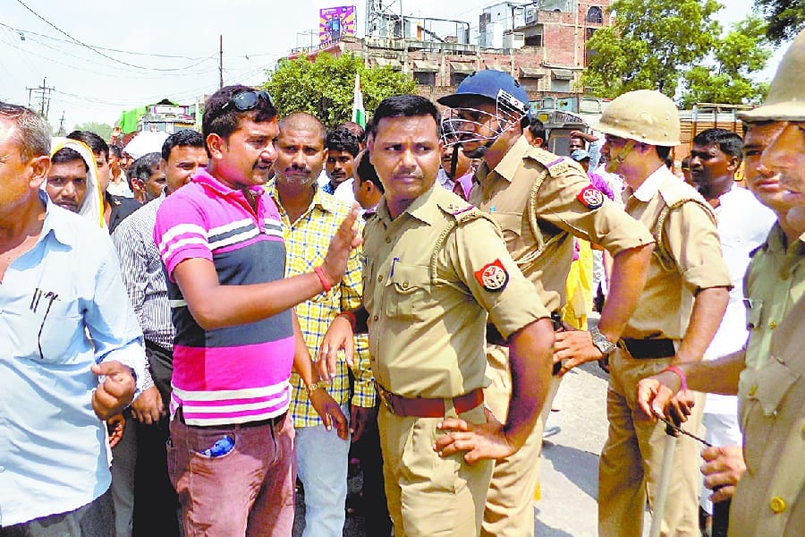 protest of sikhamitra for salary hike
