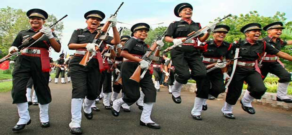 army introduce woman in ranks starting from corps of military police