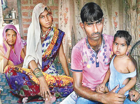 newborn child died due to ambulence cricess