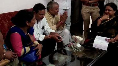 up basic education minister said shiksha mitra should go to school