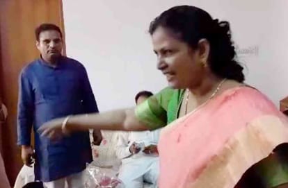 Clash between bjp mla and bjp mp in a meeting