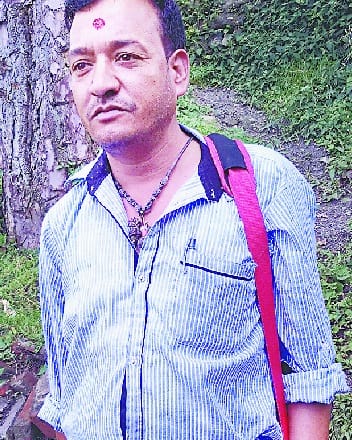 2 lakhs taken from ranikhet business man's account