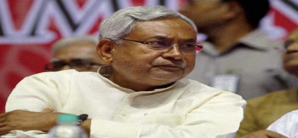 cm nitish in troubles for hearing on MLC's cancellation petition