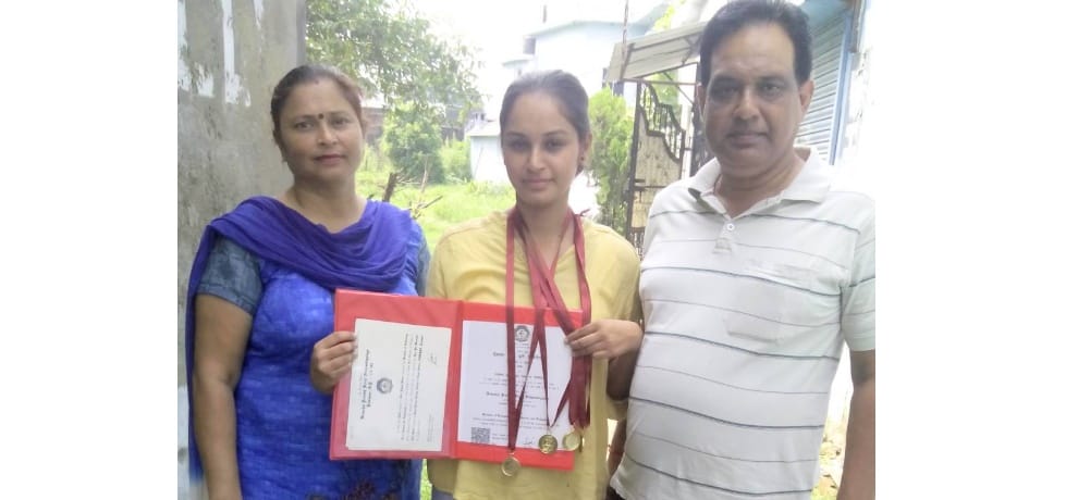 btech student palak got 4 gold medal in food science and technology