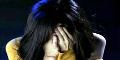 Bhopal News: नवविवाहिता की तबीयत बिगड़ी तो हुआ फूफा द्वारा यौन शोषण किए जाने का खुलासा Bhopal News: When the health of the newly married woman deteriorated, it was revealed that she was sexually ab