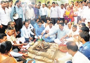 shikshamitron ne kiya buddhi shuddhi yagya
