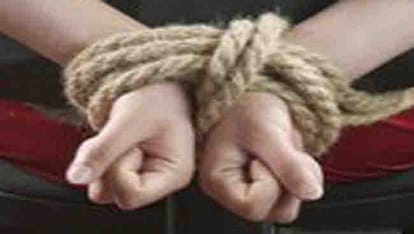 school has made the student hostage for not depositing fees on time