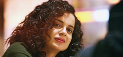 kangana ranaut defends sister rangoli for her comments on twitter