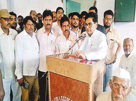 Ram Gopal changed party trying to force people of SP