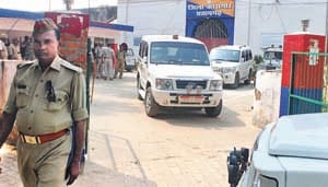 prisoners goes on hunger strike