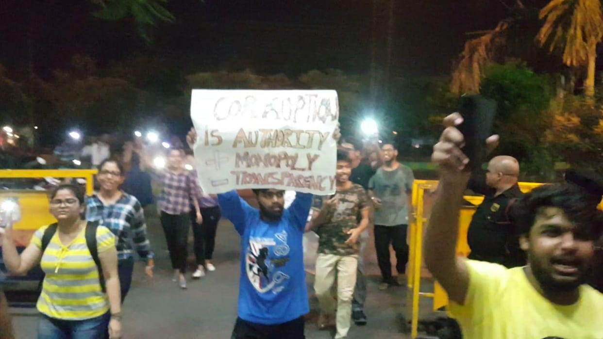 students protest in law university in Lucknow.