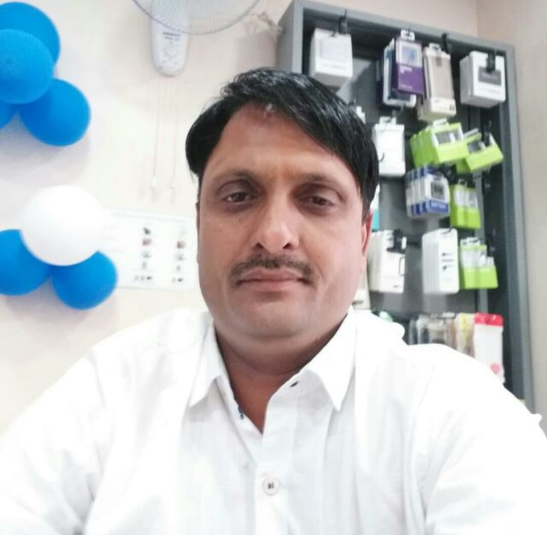 Wanted of four police stations left in 15 minutes