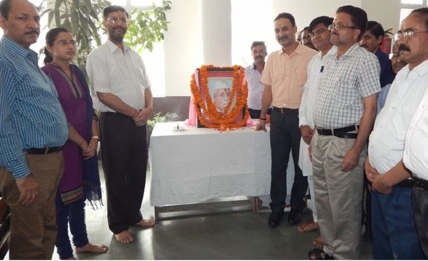 Resolve to follow Govind Ballabh Pant's ideals