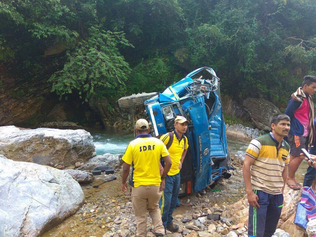bageshwar road accident brutal photos