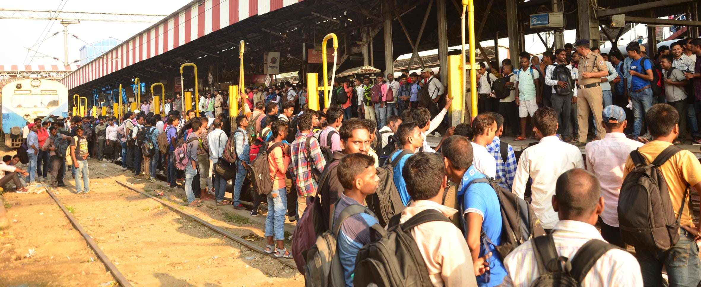 Student rush in Lucknow railway station