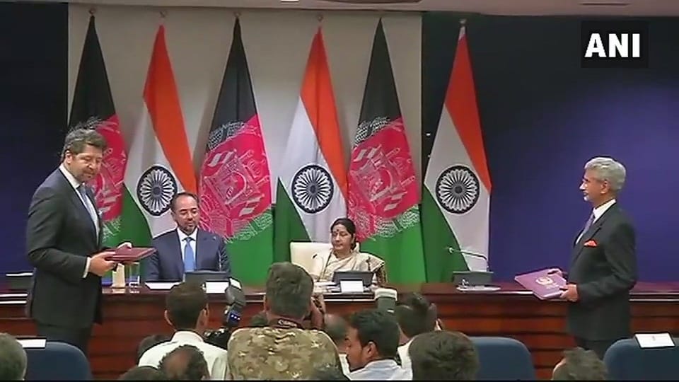 Sushma Swaraj and Afghanistan Foreign Minister Salahuddin Rabbani witness exchange of agreements