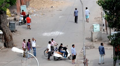 one more died in small clashes happened in jaipur 