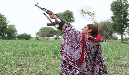 THE STORY OF PAKISTANI WOMEN NAZO DHAREJO WHO FOUGHT WITH 200 GUNNED MEN
