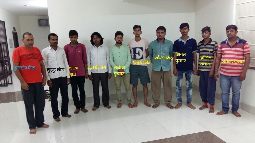 fake aadhar card manufacturer arrested by stf lucknow