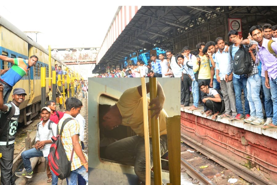 Student rush in Lucknow railway station