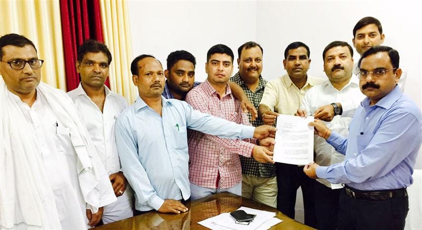 13 chiefs of villages protested on delimitation