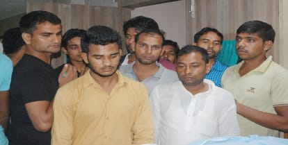 A ruckus on murder of the student, police of 8 police stations, including PAC and officer, deployed