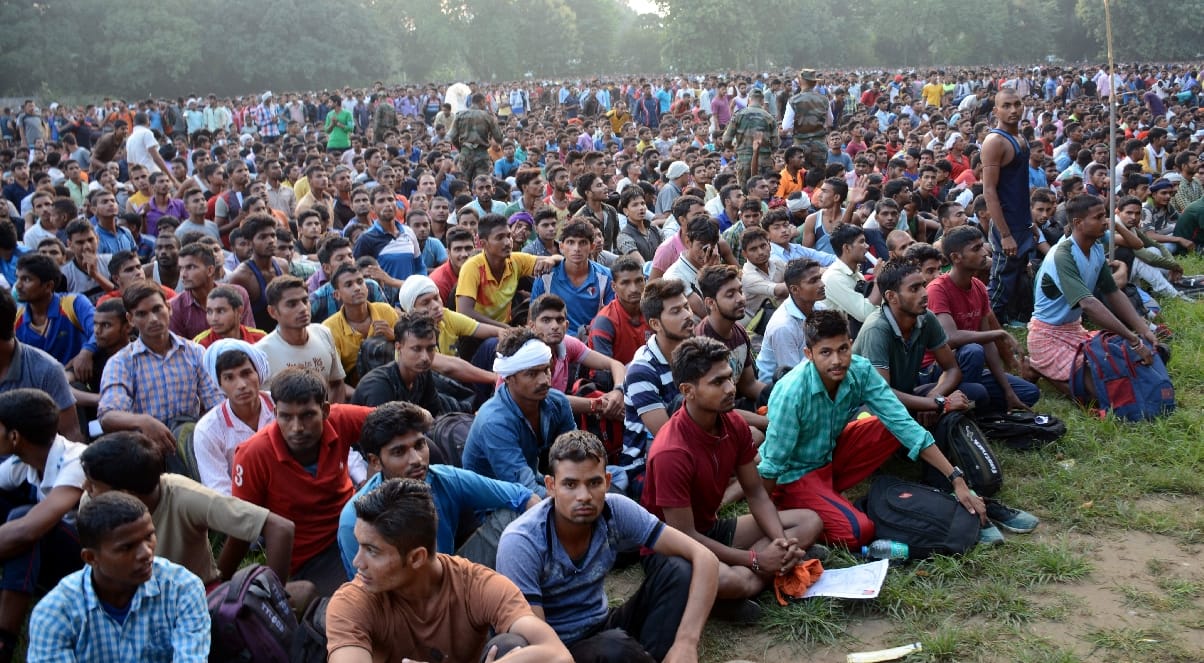 Above ten thousand youth participate against only 27 post in army bharti relly