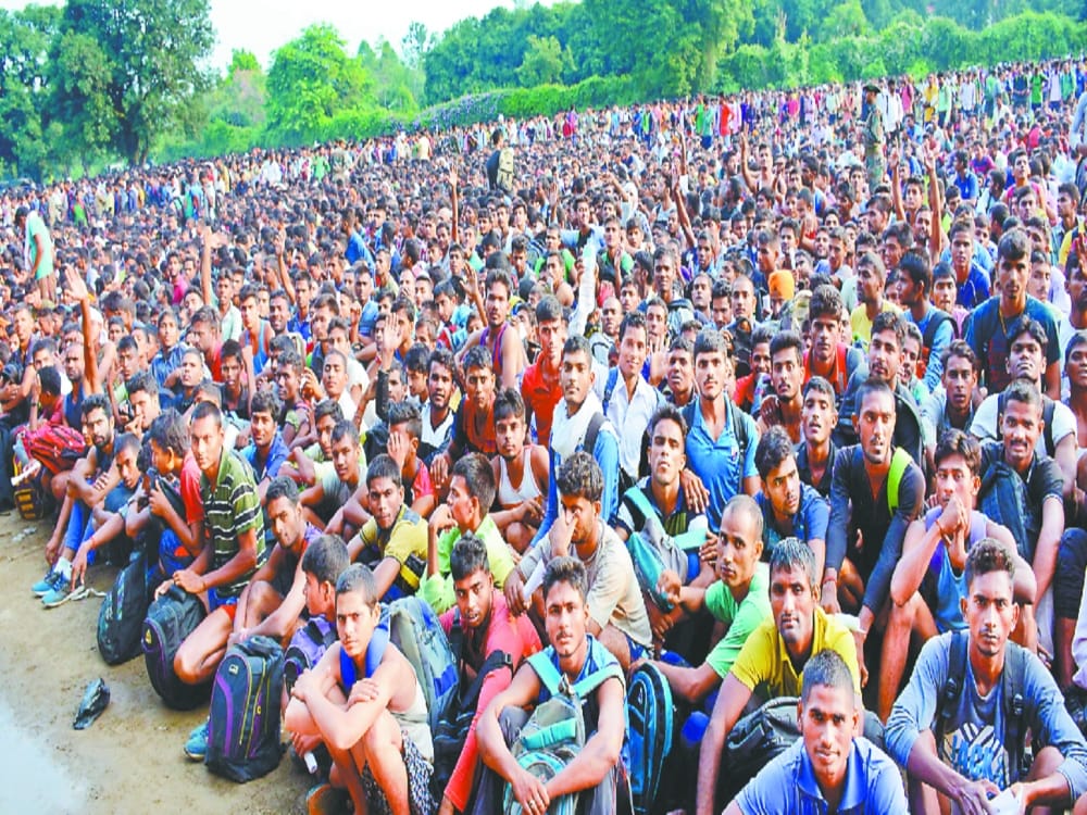 Above ten thousand youth participate against only 27 post in army bharti relly