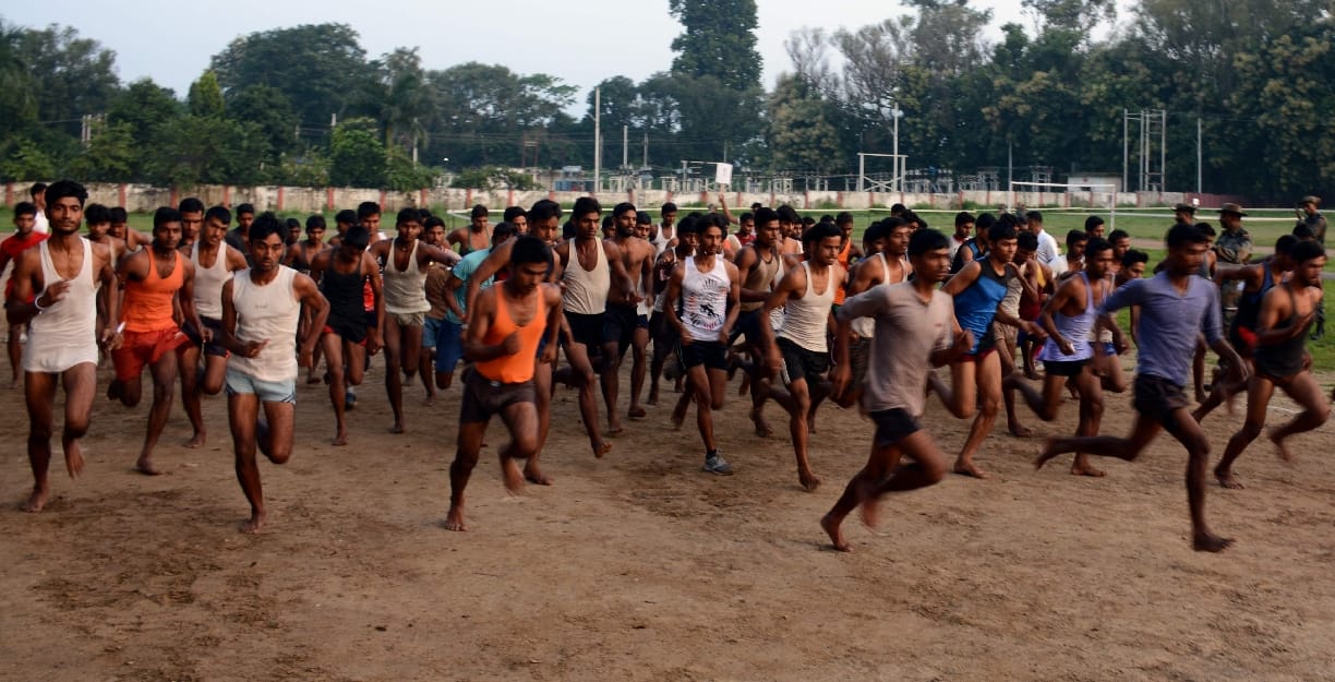 Above ten thousand youth participate against only 27 post in army bharti relly