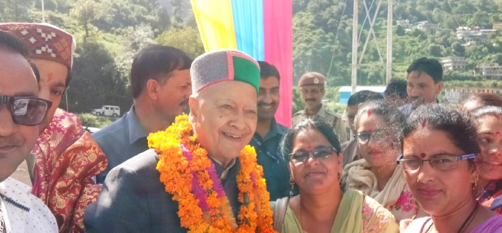 cm virbhadra singh statement over retirement from politics