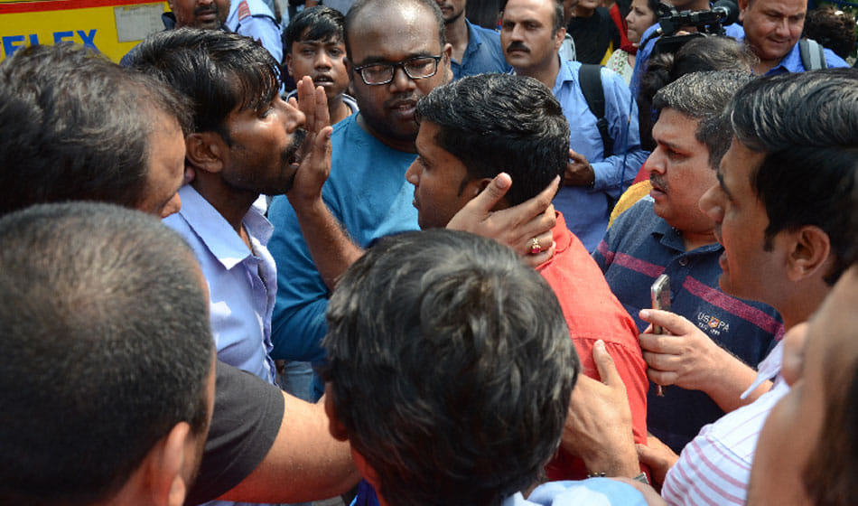 school bus conductor found drunk by parents hand over to police in noida