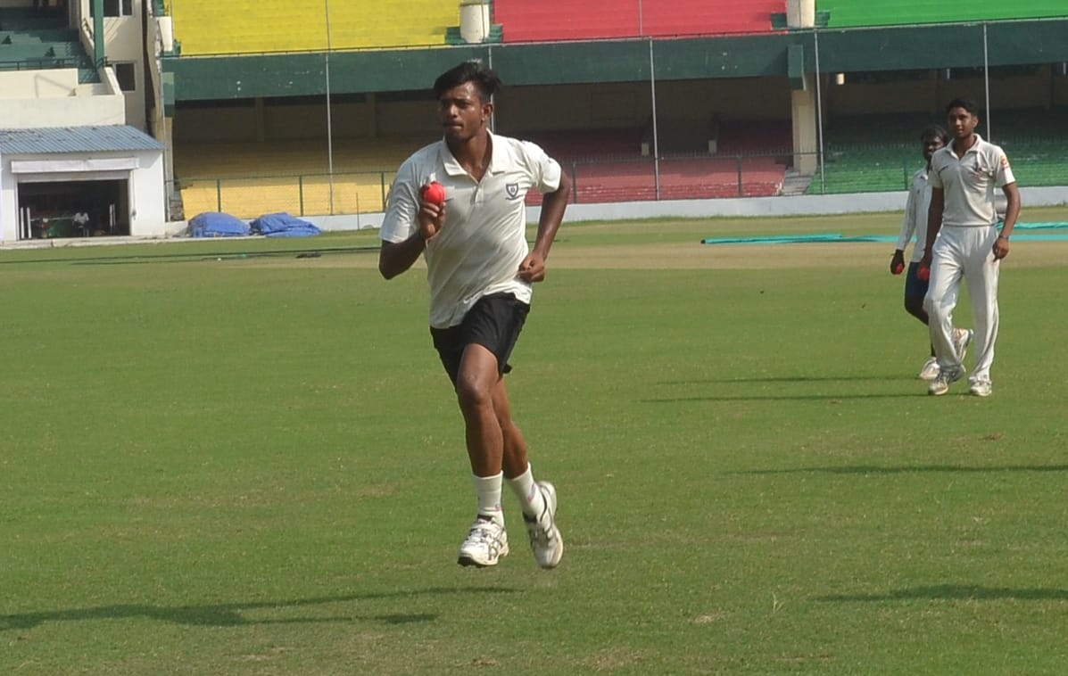Duleep Trophy Team of India Blue and India Red reached Kanpur