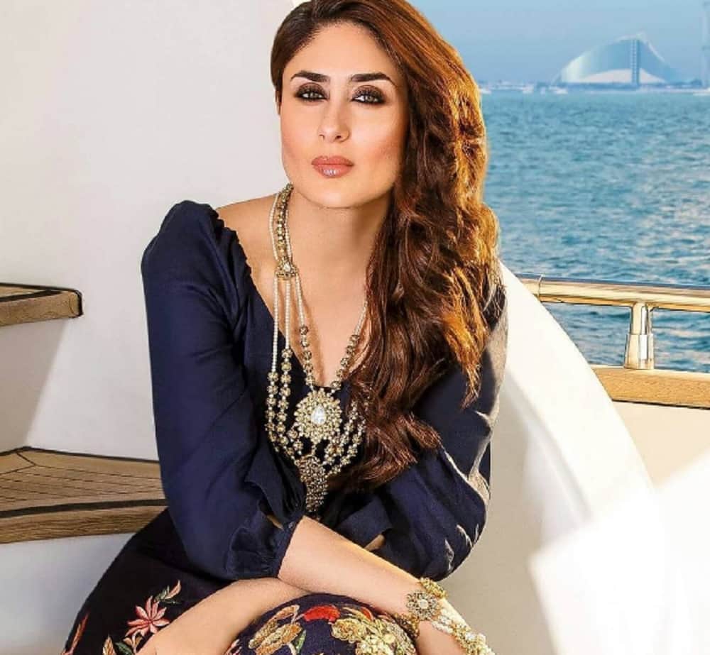 Bollywood stunning step mothers who turned friend to their step children
