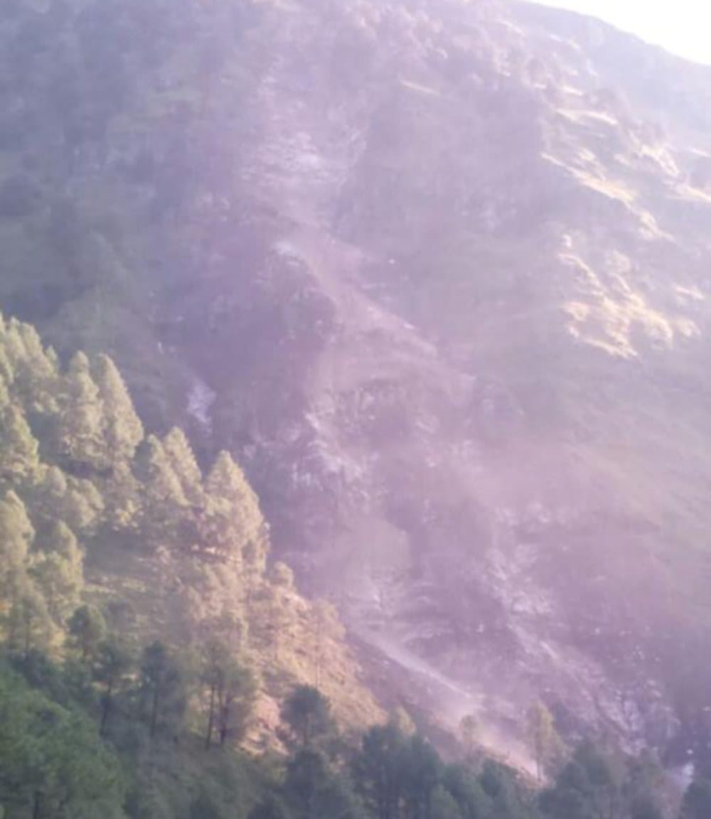 Geologists afraid for landslide on yamunotri highway