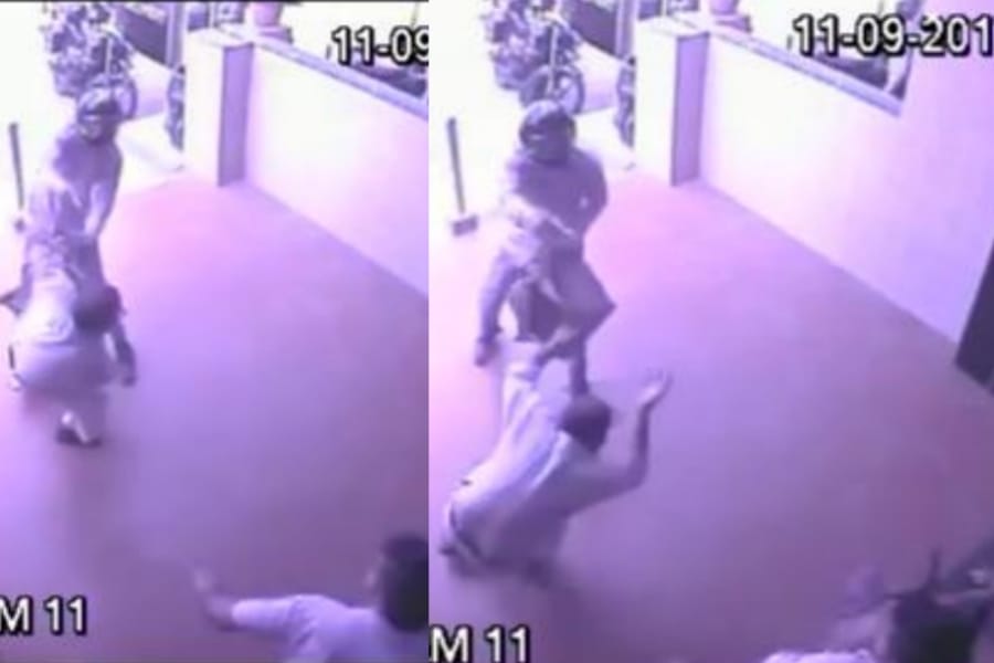 investigation on loot with a distributor in Lucknow.