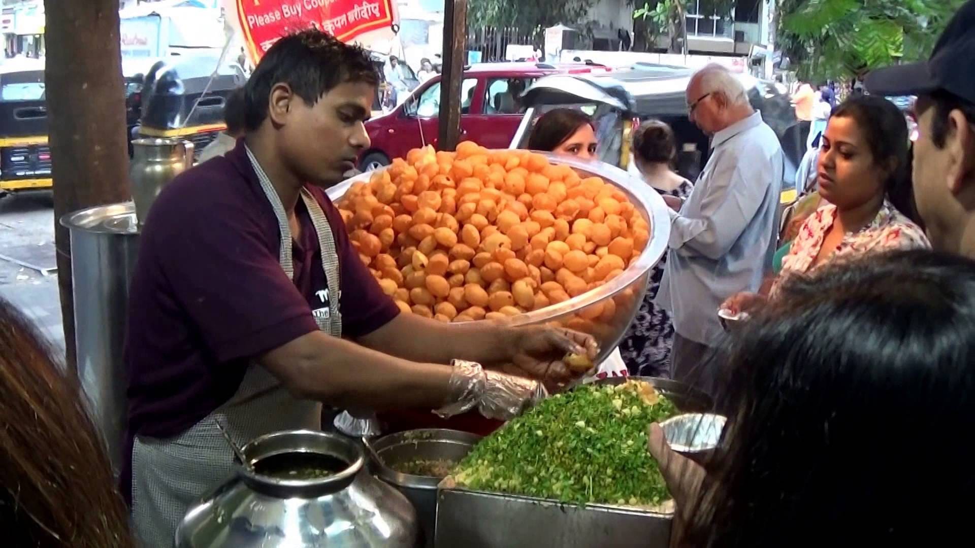 Manipal Students Design a Paani Puri Dispensing Machine