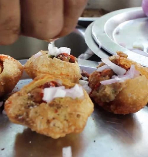 Manipal Students Design a Paani Puri Dispensing Machine