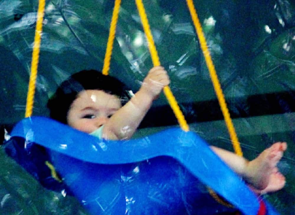 karishma kapoor reveals first birthday plan of baby taimur ali khan